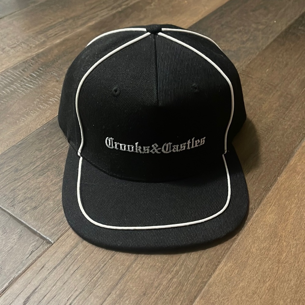 Crooks and Castles Hat Snapback Trucker Black/White Details